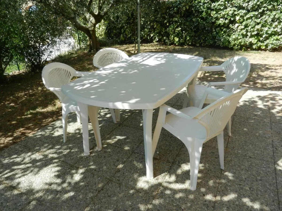 L'Oliveraie Draguignan Apartment